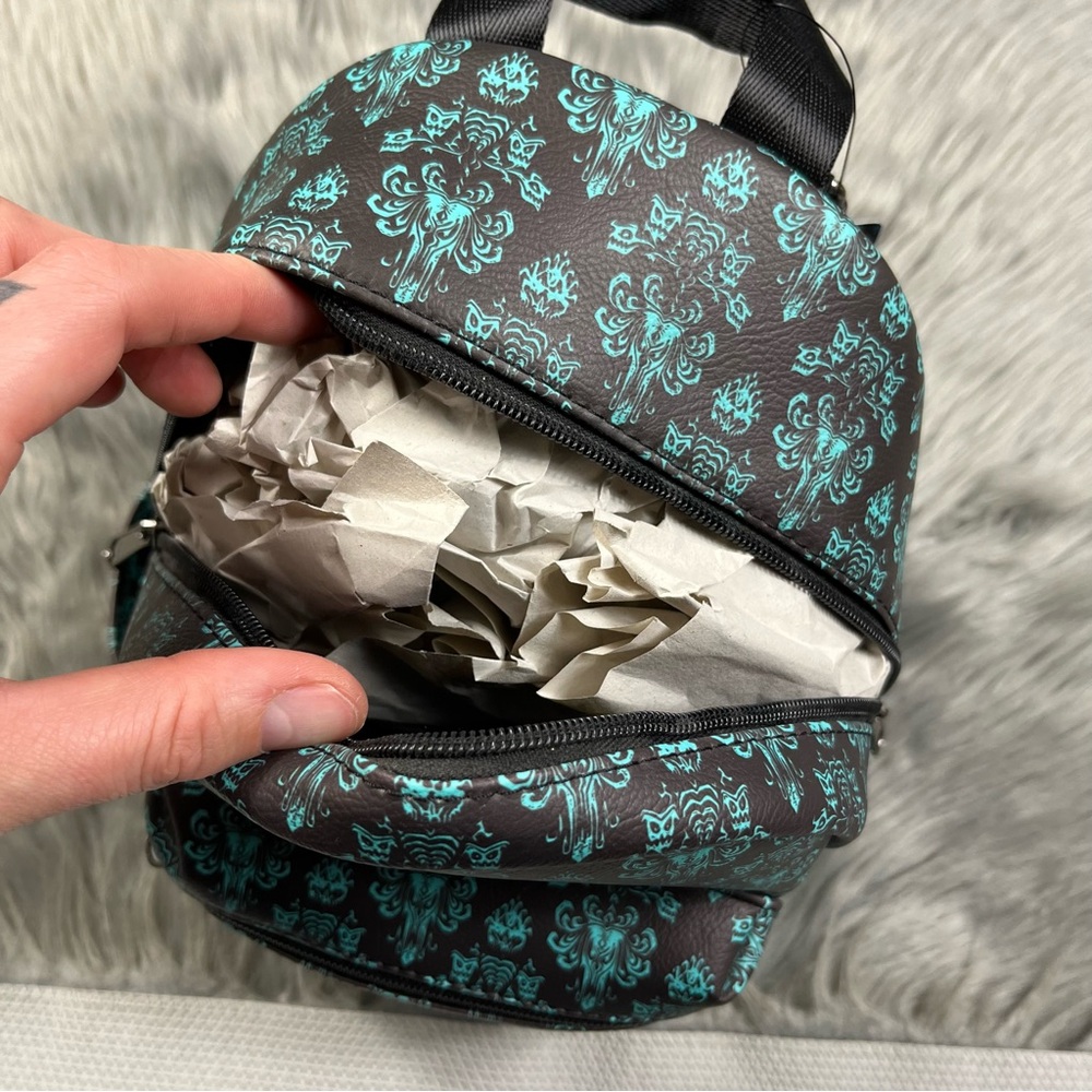Limited Edition 50th anniversary Disney haunted mansion Funko mini backpack - Picture 8 of 10